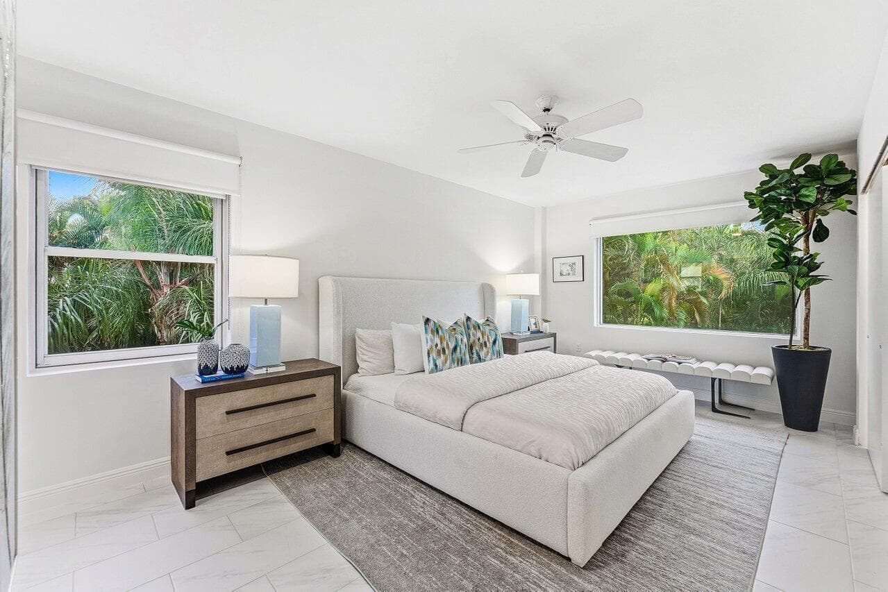 44 Cocoanut Row 120b photo 17