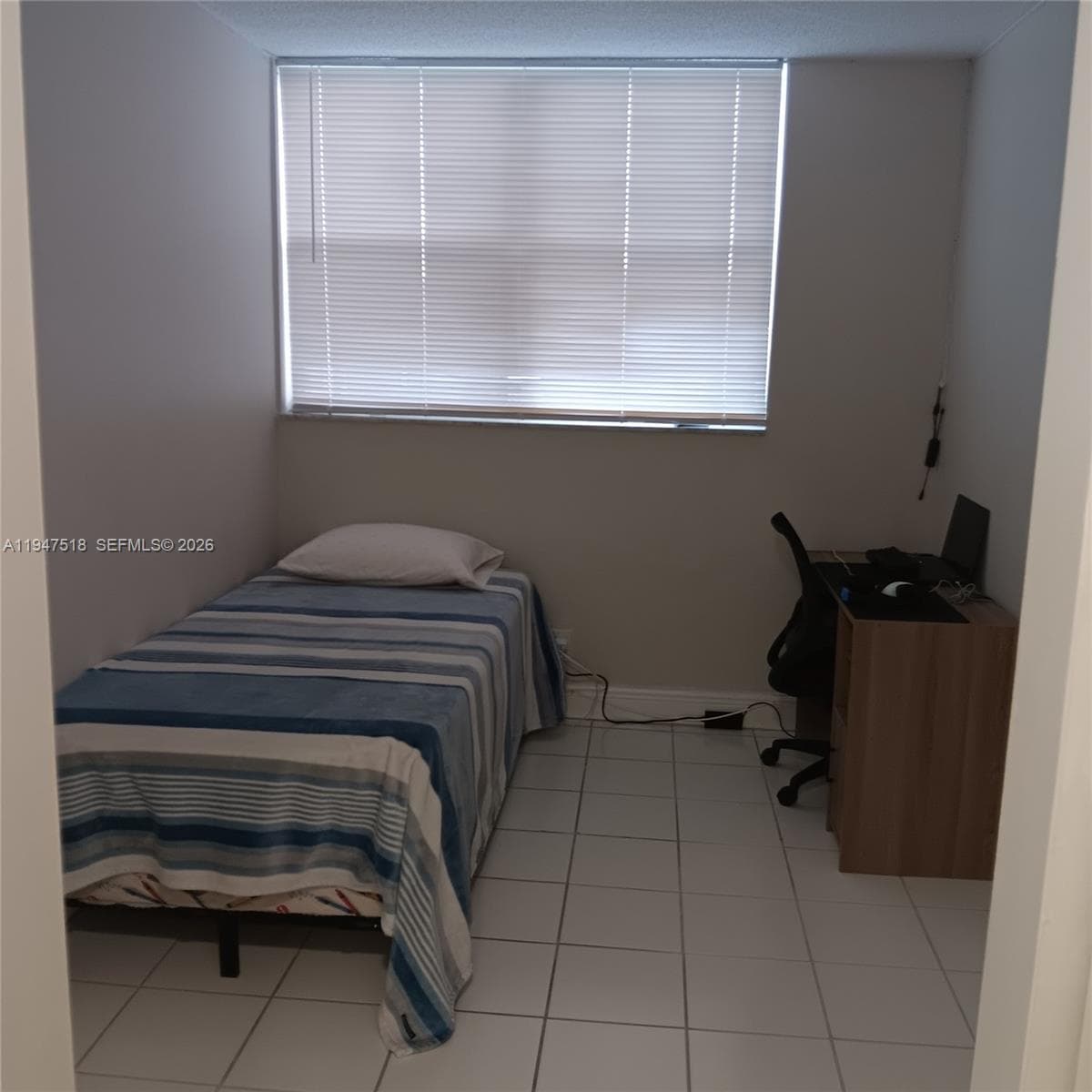 2821 N Miami Beach Blvd 4M photo 10