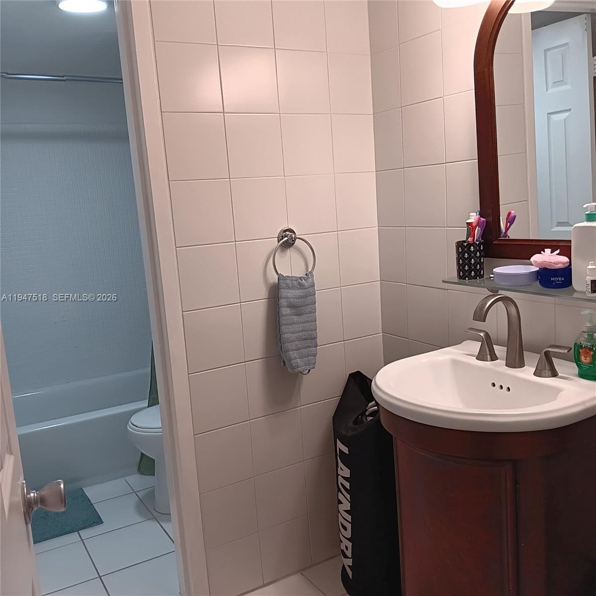 2821 N Miami Beach Blvd 4M photo 11
