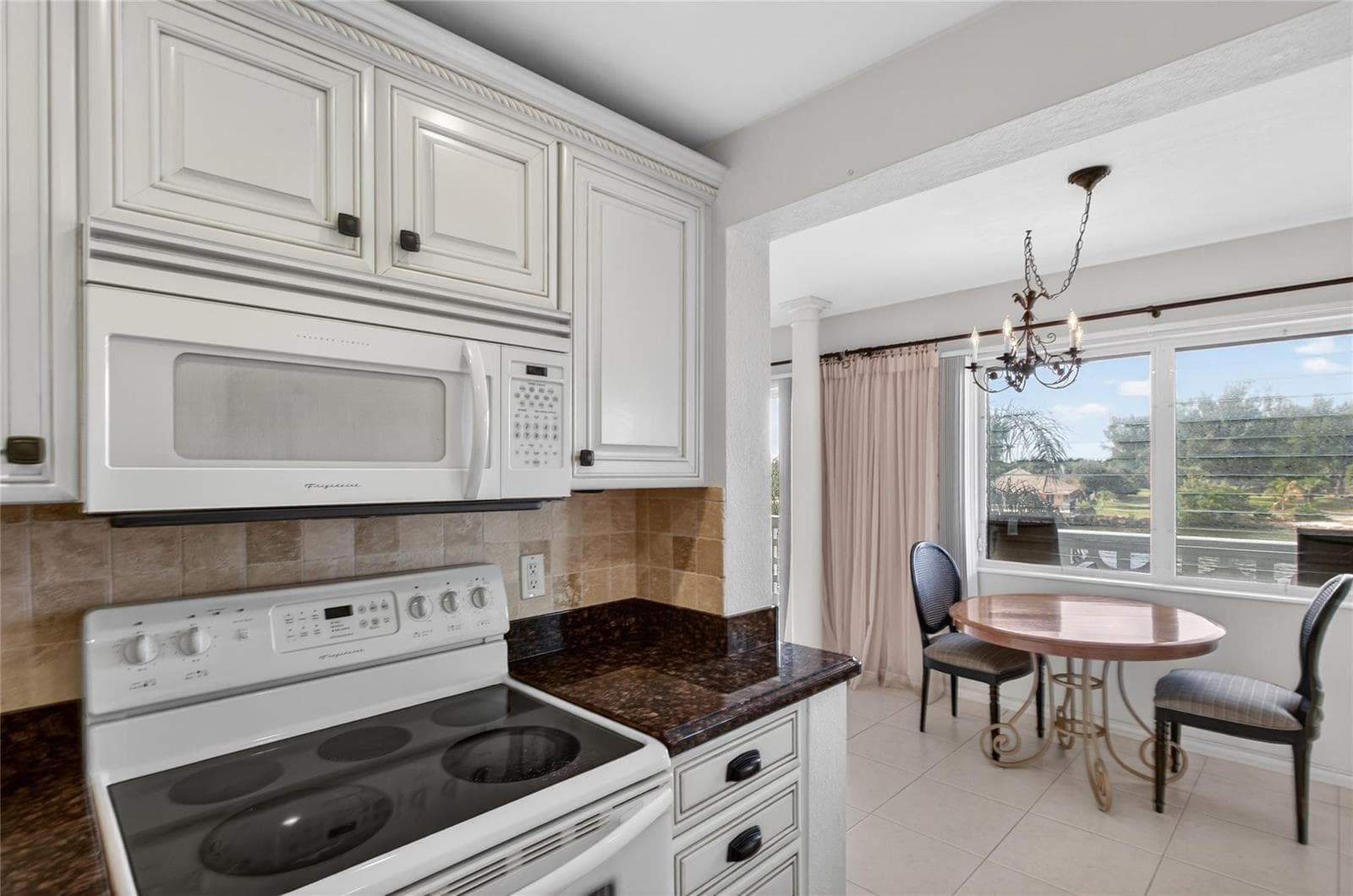 1001 N Riverside Drive 305 photo 19