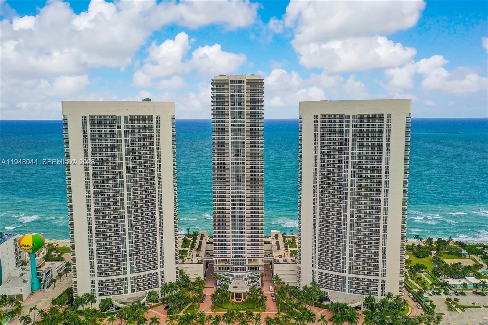 1800 S Ocean Dr 3805 photo 3