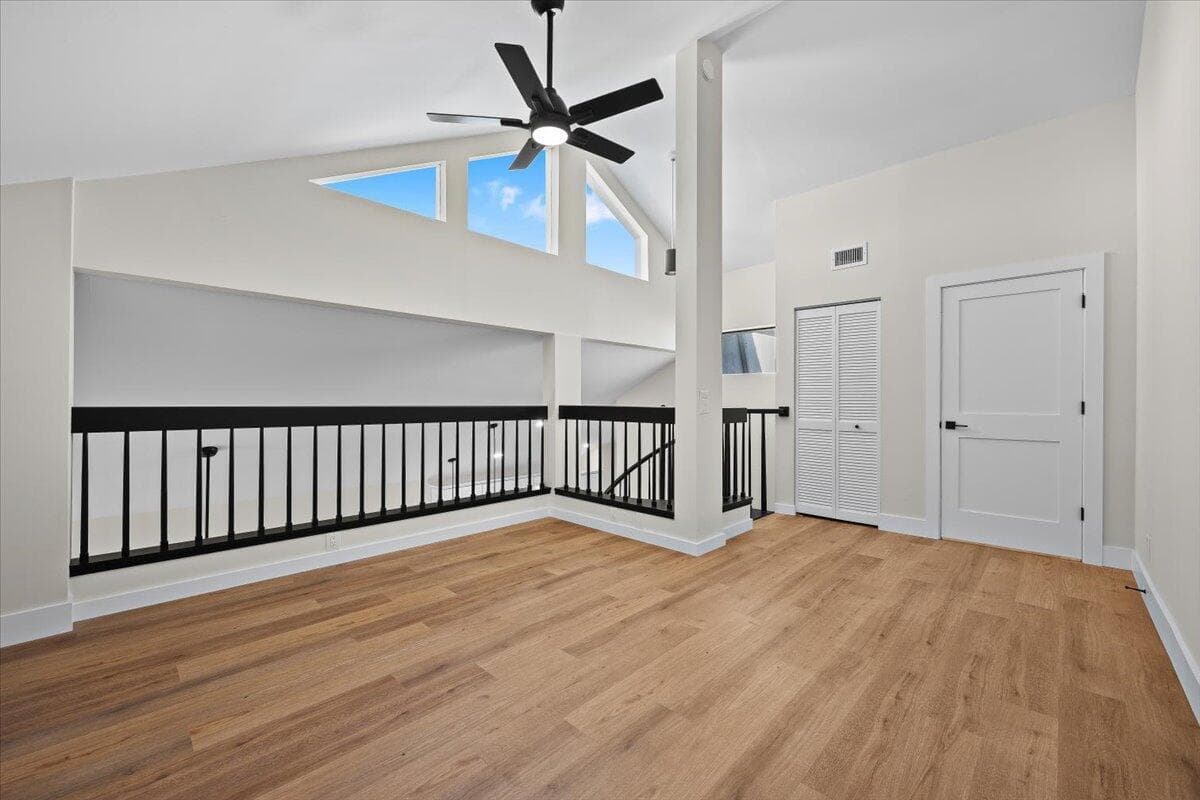 144 Bay Colony Drive N Penthouse photo 19