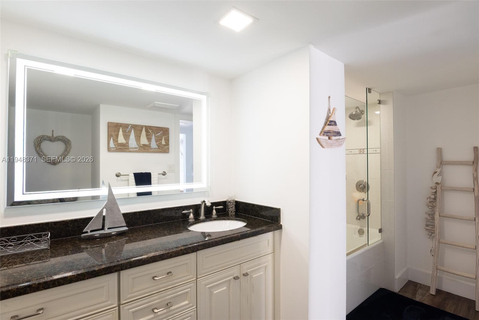 5380 N Ocean Dr 15G photo 19
