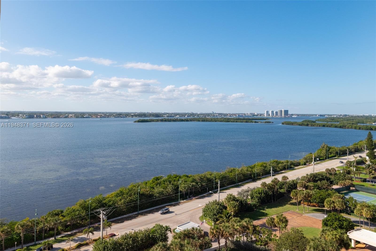 5380 N Ocean Dr 15G photo 4