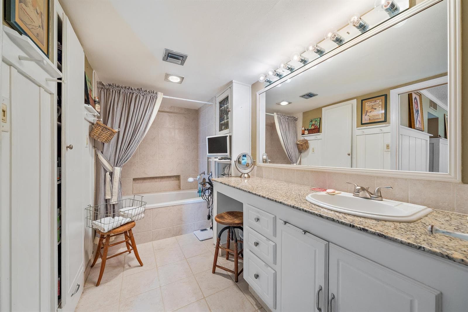 5380 N Ocean Drive 6d photo 19