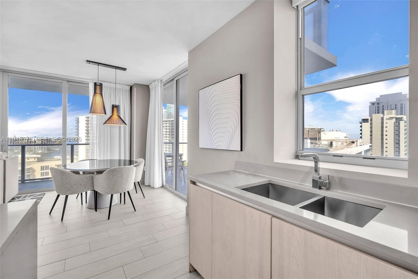 4010 S Ocean Dr R701 photo 12