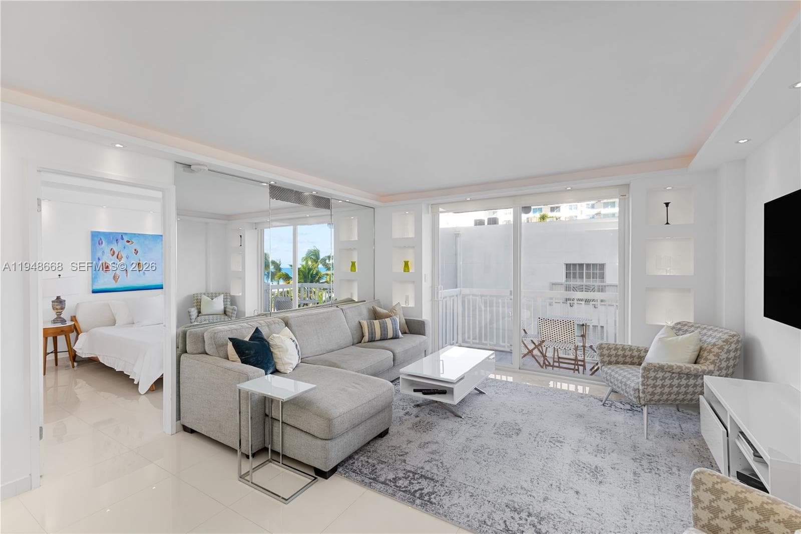 401 Ocean Dr 421 photo 17