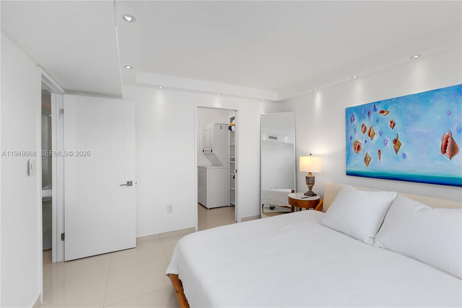 401 Ocean Dr 421 photo 21