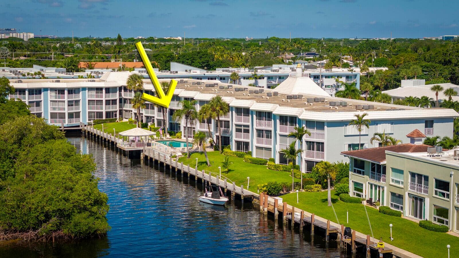 700 NE Harbour Terrace 2310 photo 2