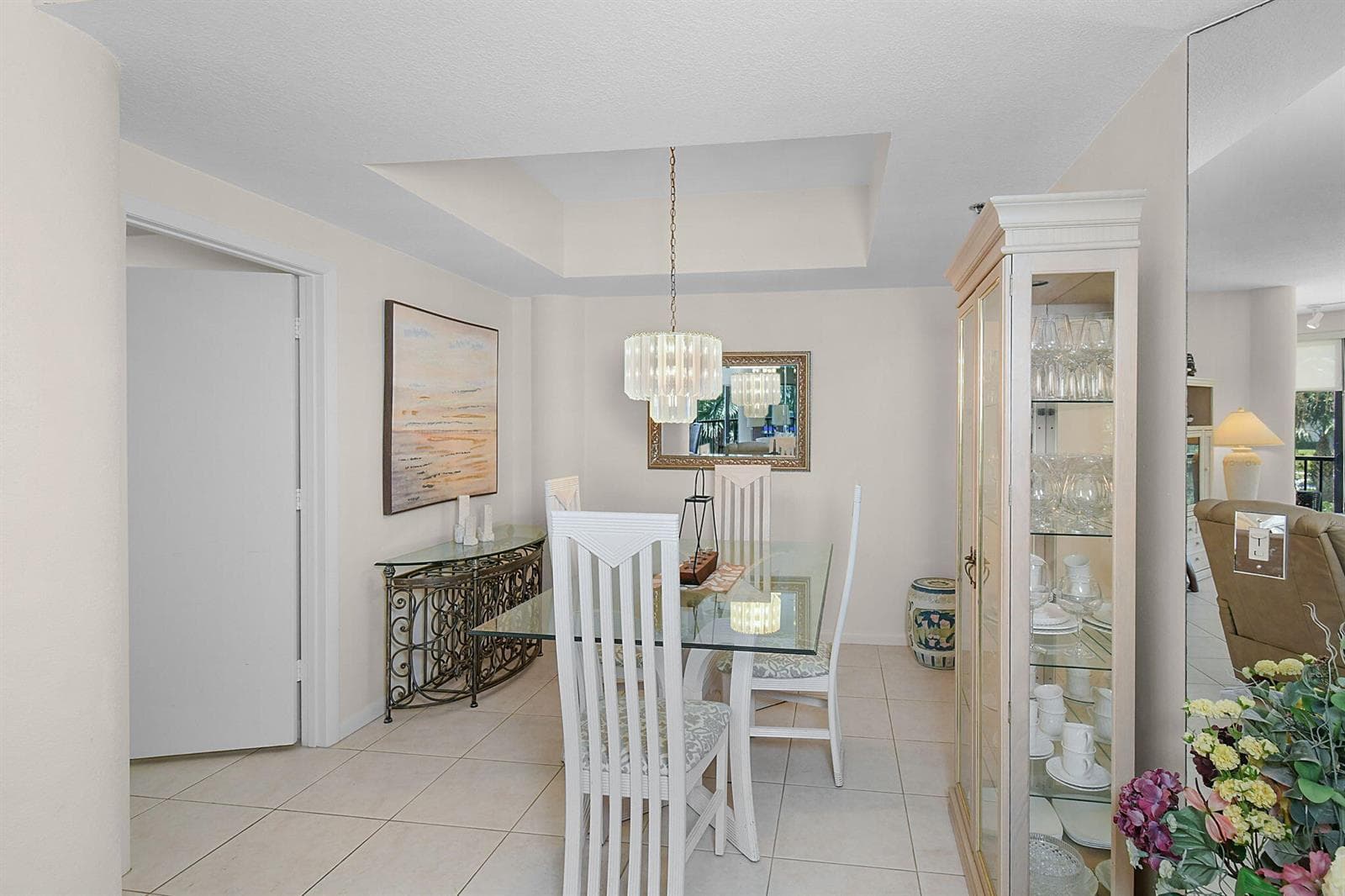 221 NE Plantation Road 211 photo 13