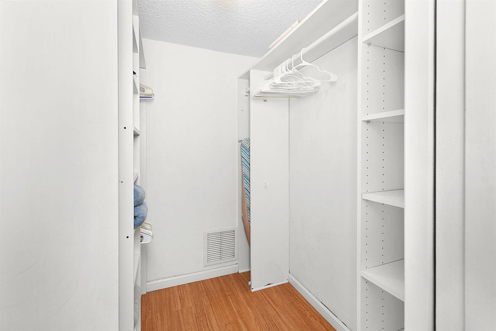221 NE Plantation Road 211 photo 21