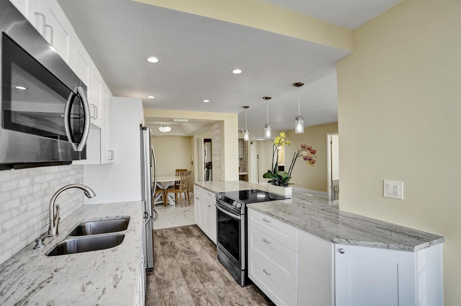 3590 S Ocean Boulevard 809 photo 23
