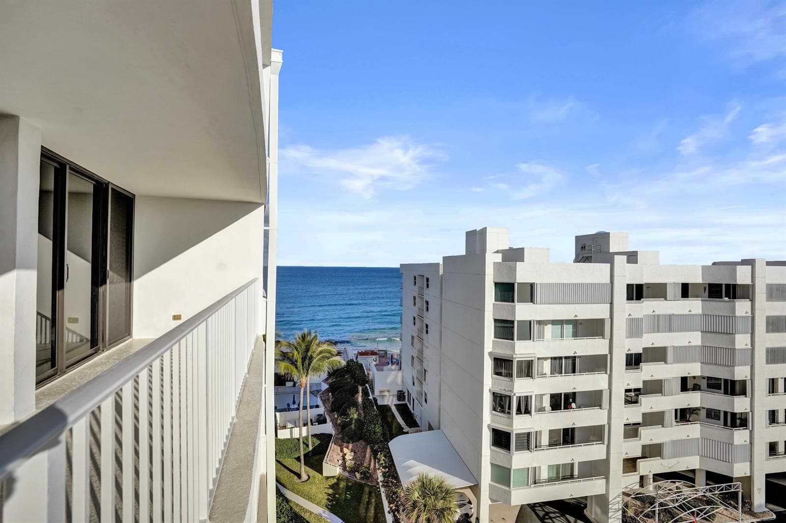 3590 S Ocean Boulevard 809 photo 4