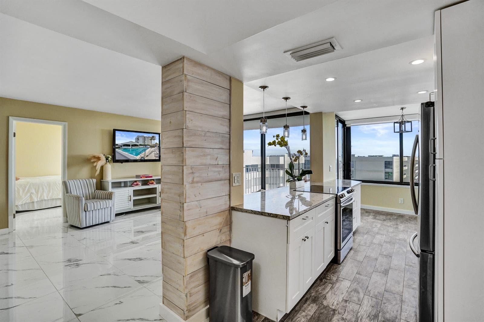 3590 S Ocean Boulevard 809 photo 21