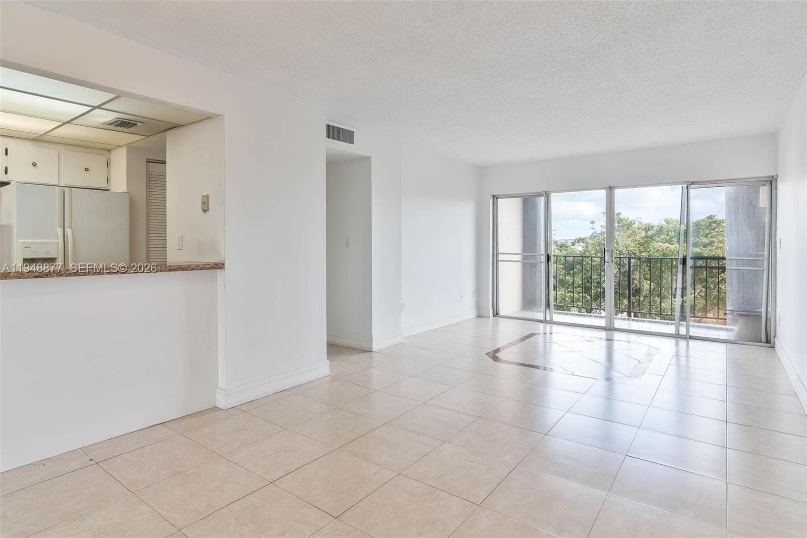 8895 Fontainebleau Blvd 407 photo 6