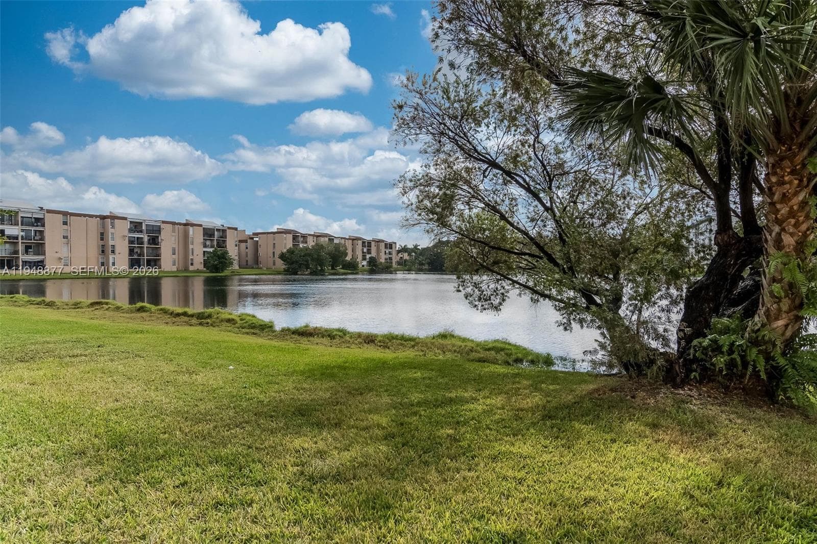 8895 Fontainebleau Blvd 407 photo 24