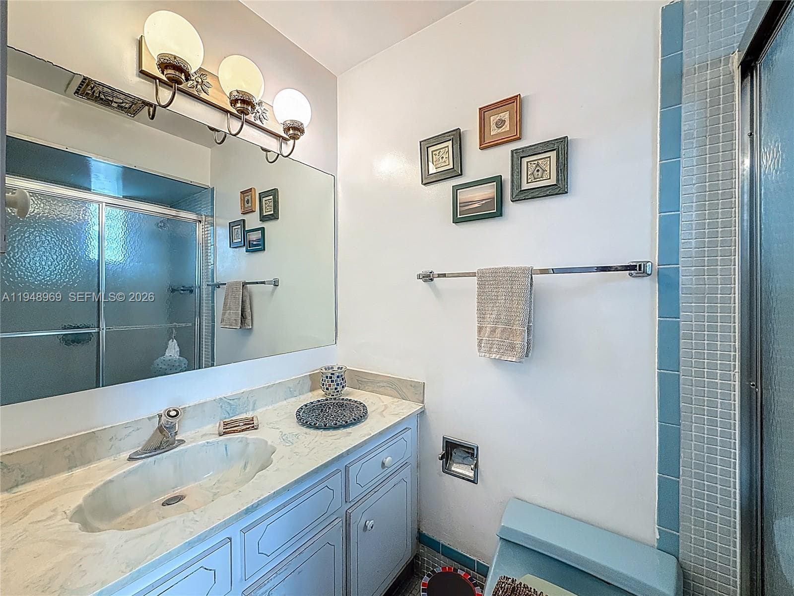2205 NE 123rd St 2205 1/2 photo 9