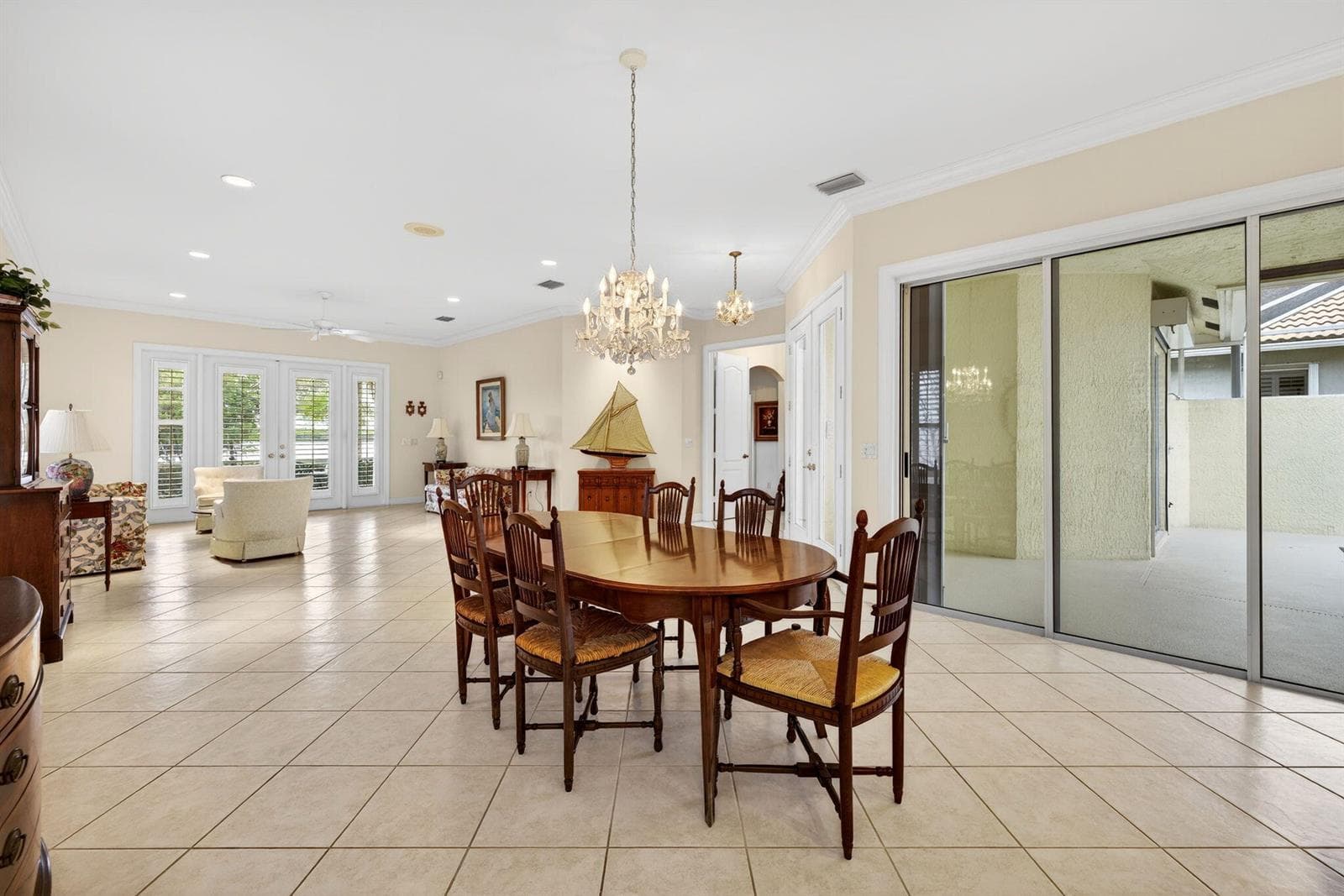 3305 Caracal Drive photo 15