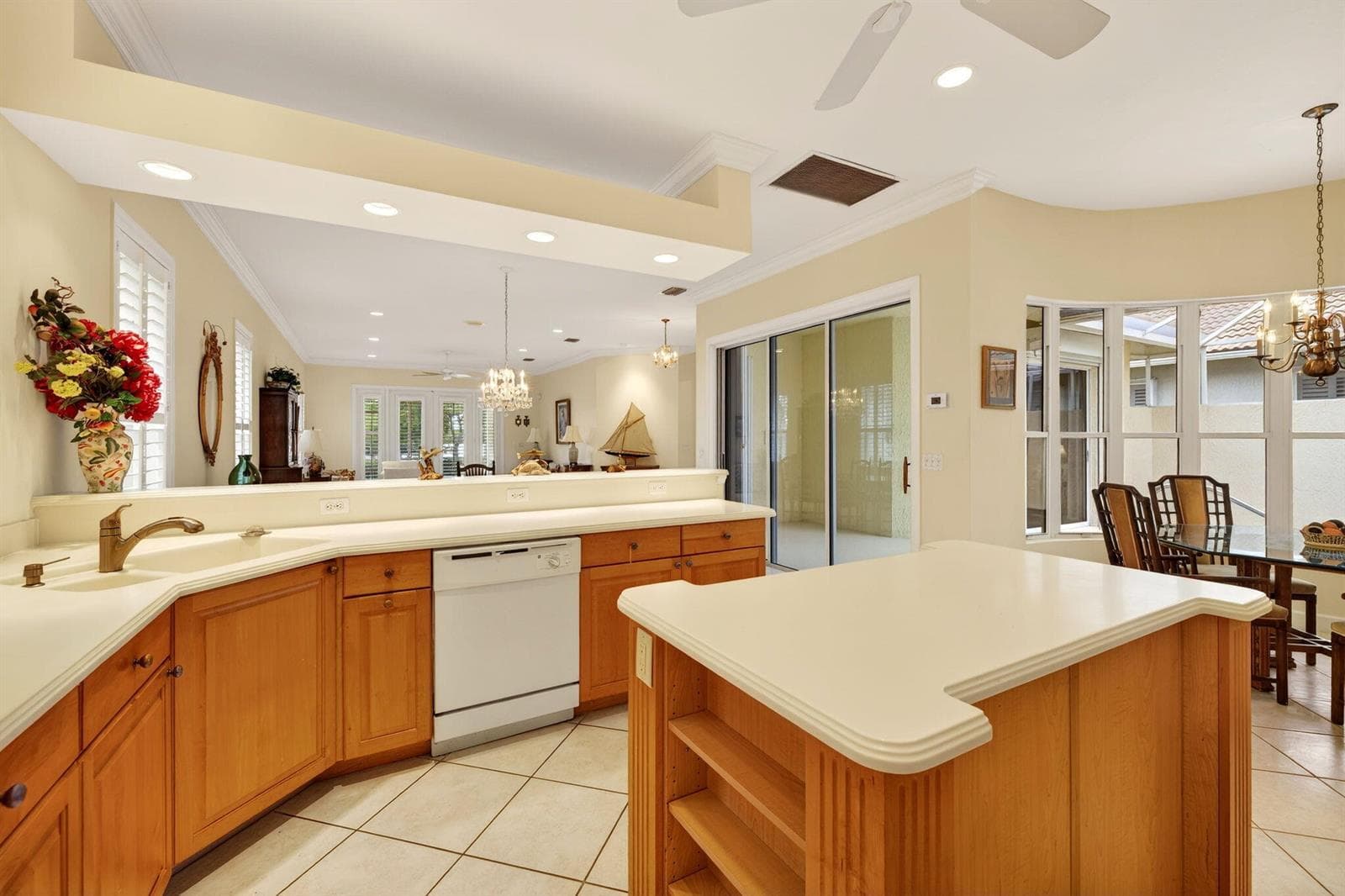 3305 Caracal Drive photo 19