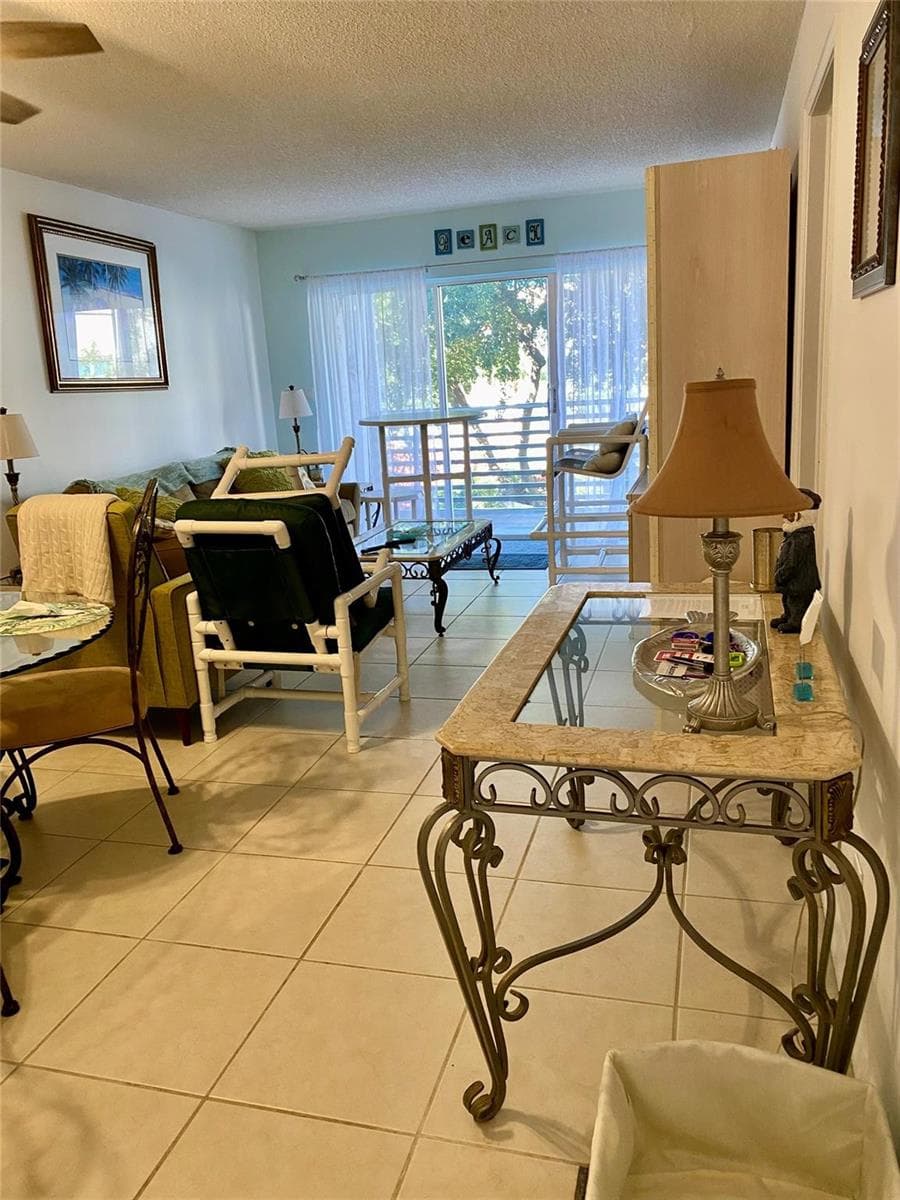 1541 S Ocean Boulevard 324 photo 2