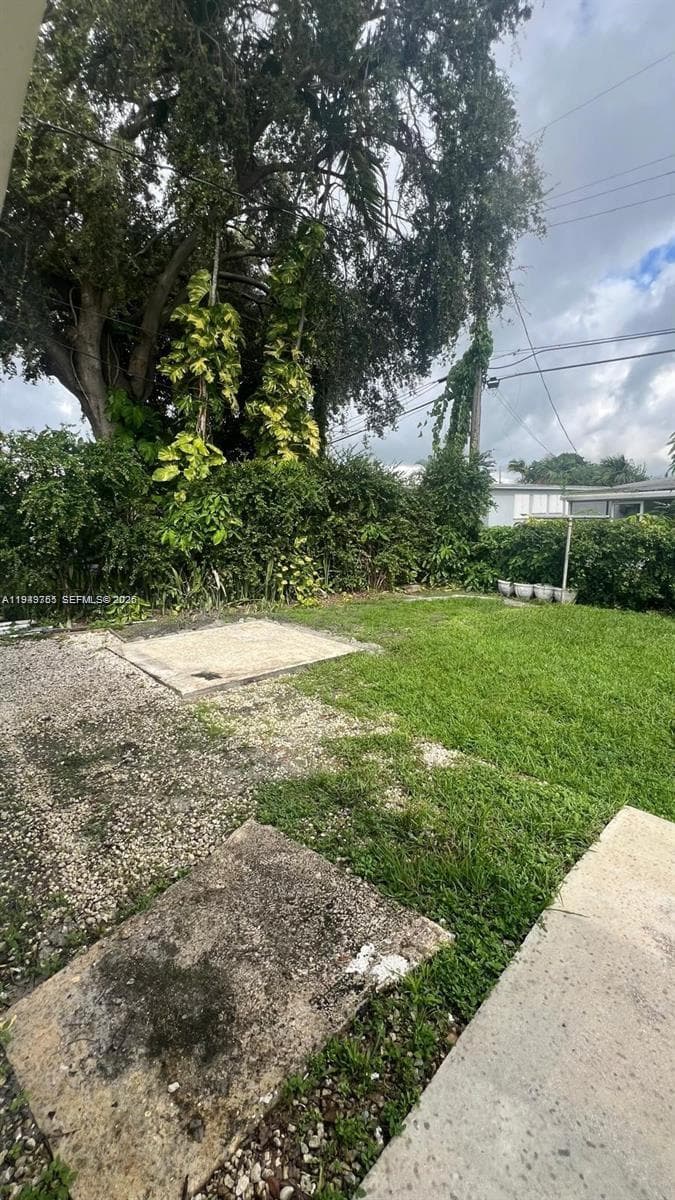 1251 Little River Dr photo 19