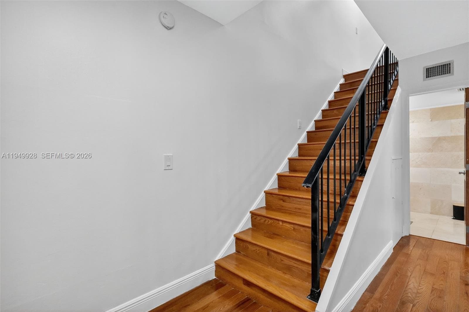 3745 NE 171st St 57 photo 5