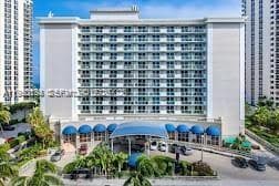 19201 Collins Ave 1033 photo 3