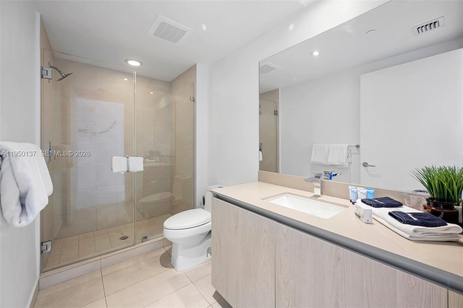 4111 S Ocean Dr 3002 photo 13