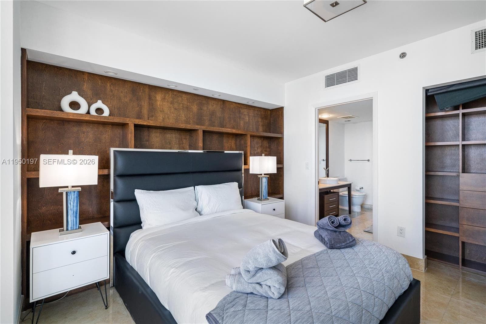 495 Brickell 5705 photo 24