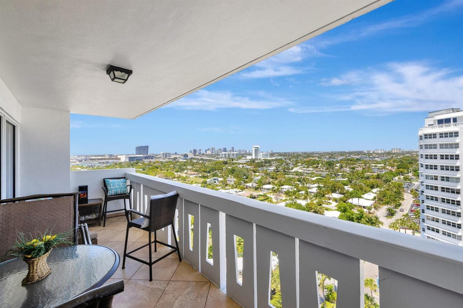 2100 S Ocean Drive 16f photo 2