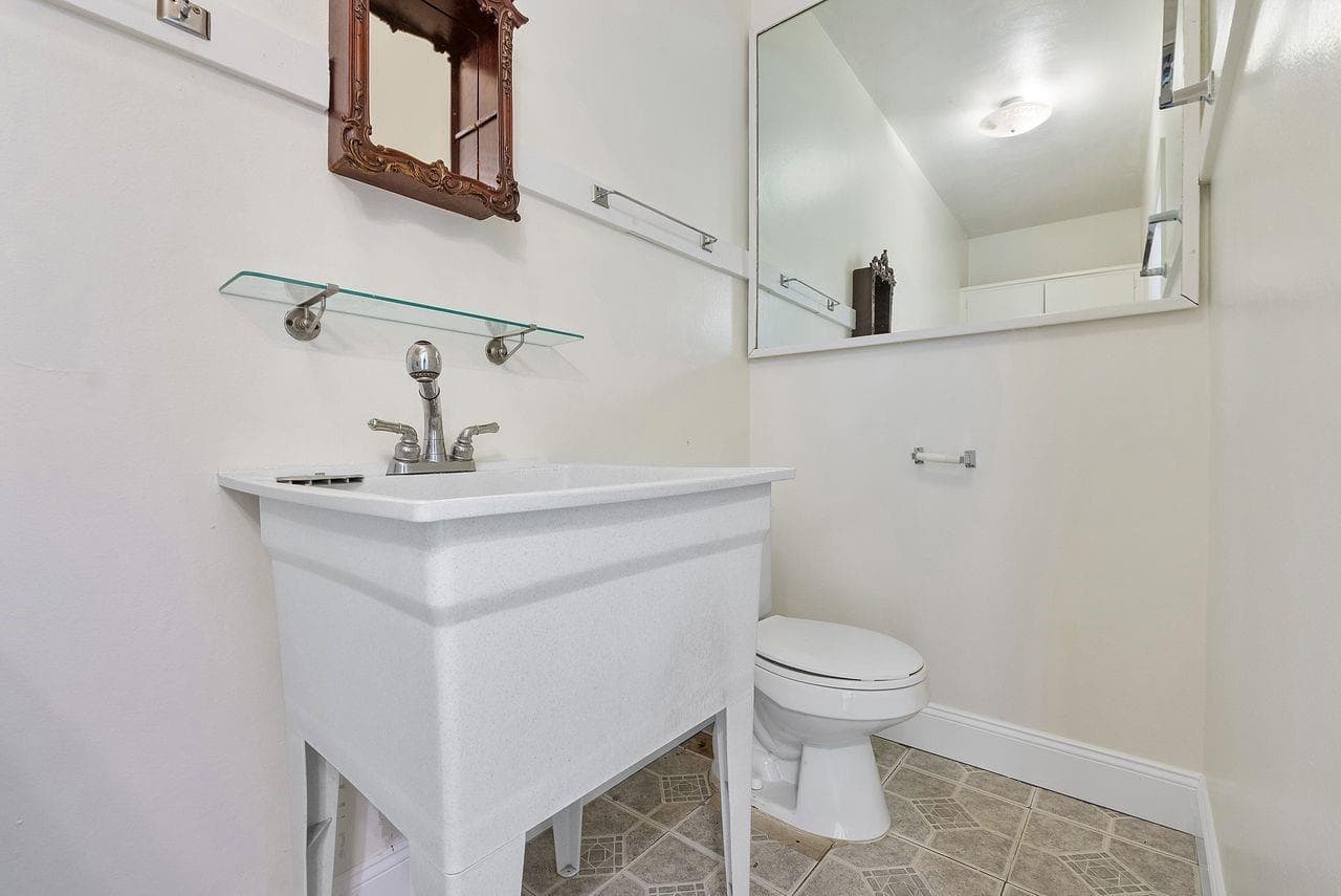 1431 S Ocean Boulevard 87 photo 22