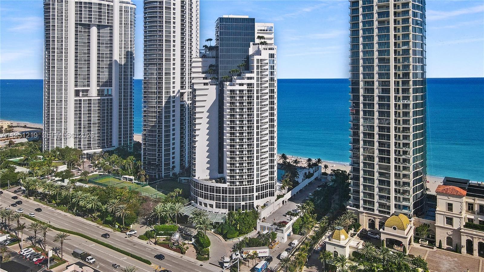 18001 Collins Ave 2605 photo 2