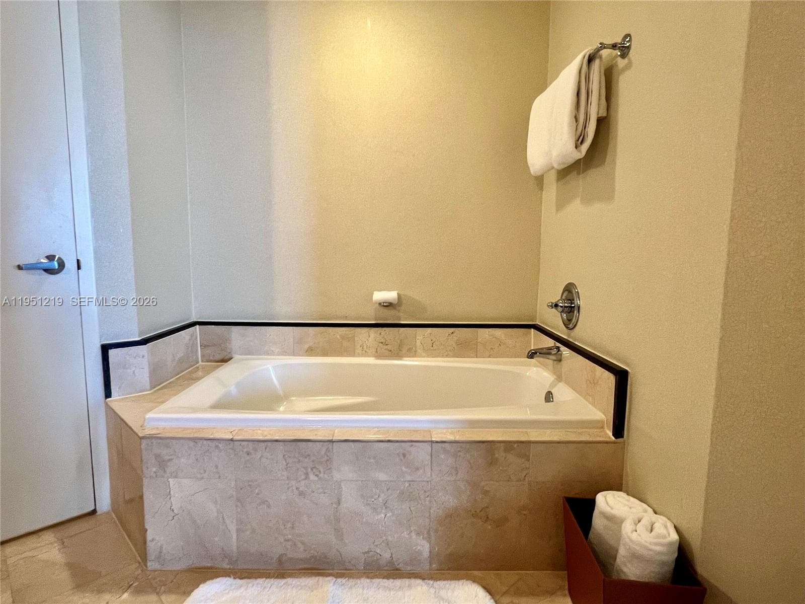 18001 Collins Ave 2605 photo 11