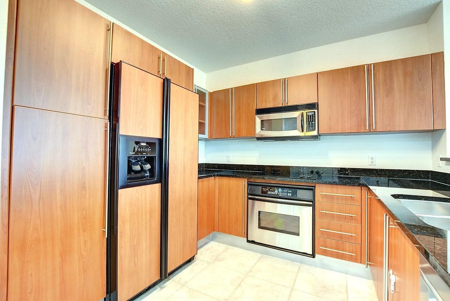 1551 N Flagler Drive 806 photo 8