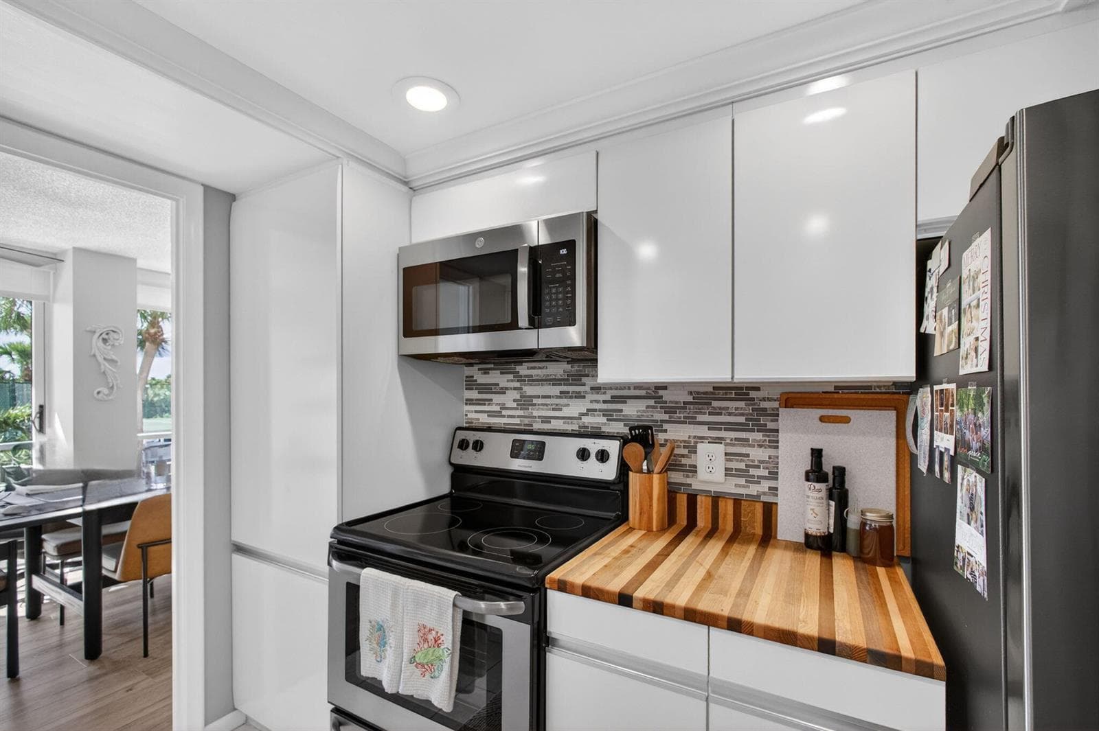 5510 N Ocean Drive 2d photo 6