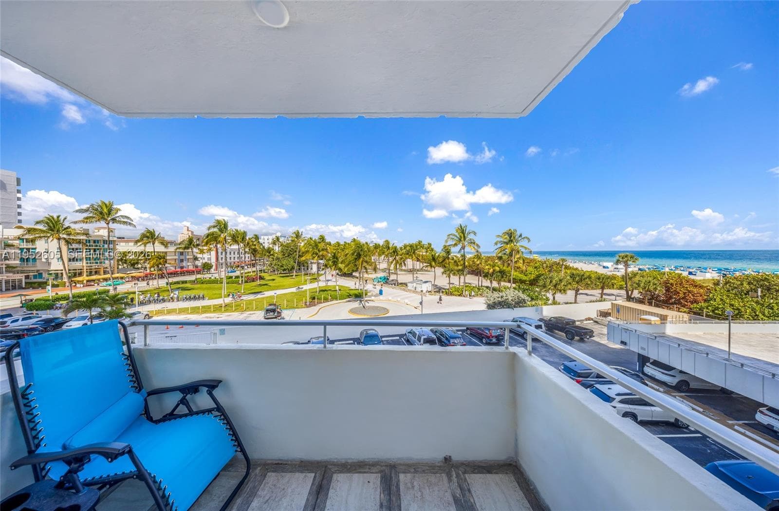 465 Ocean Dr 419 photo 1