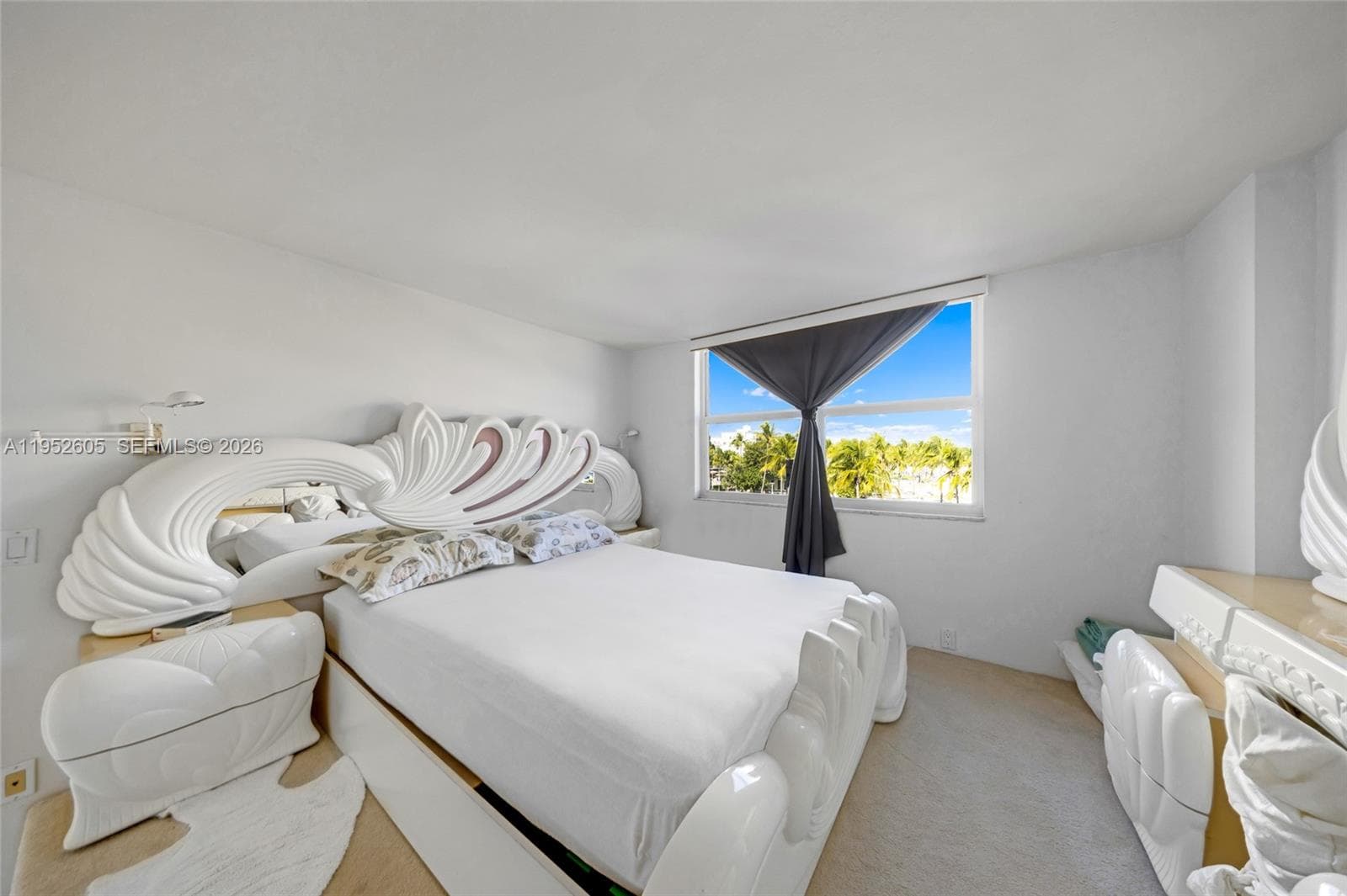 465 Ocean Dr 419 photo 18