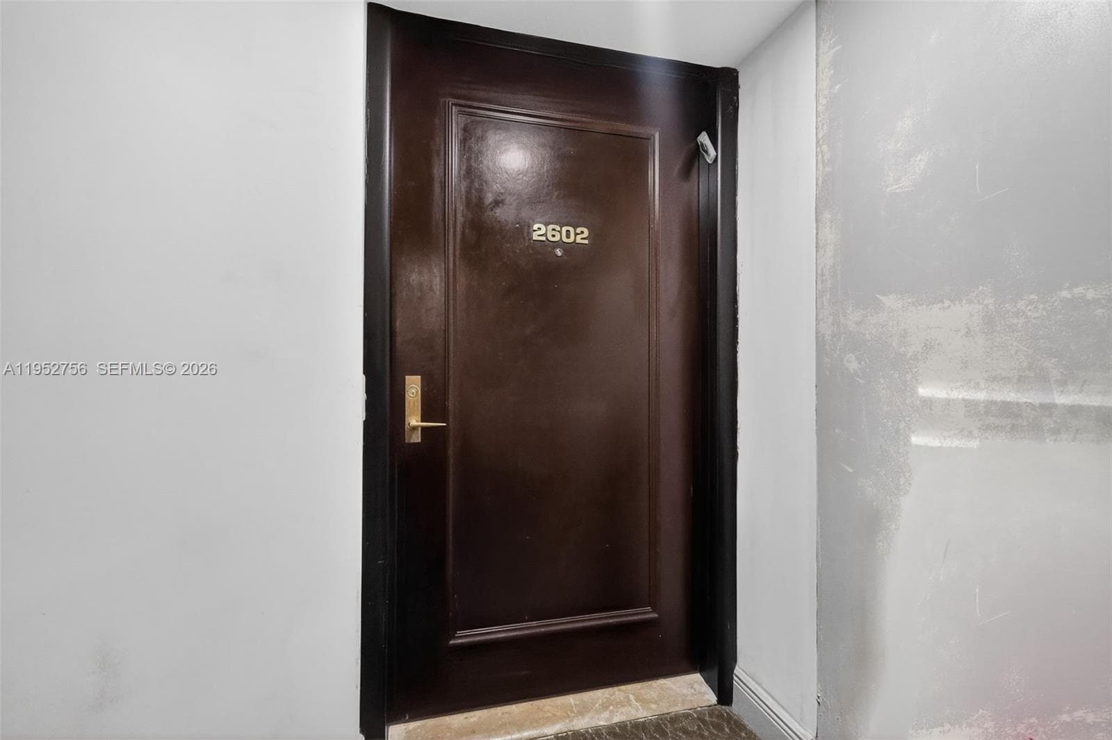 4000 Island Blvd 2602 photo 2