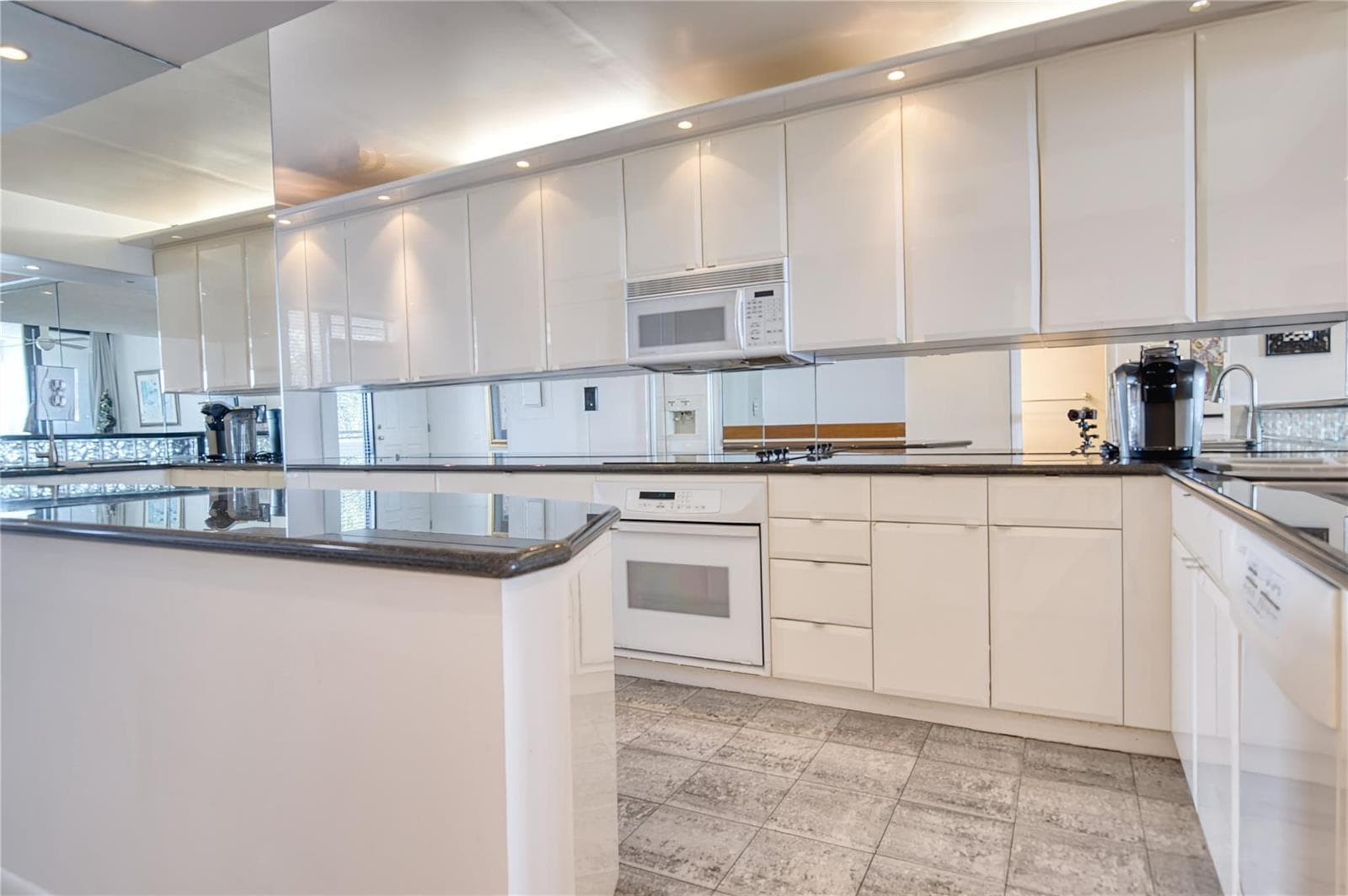 520 N Ocean Boulevard 13 photo 6
