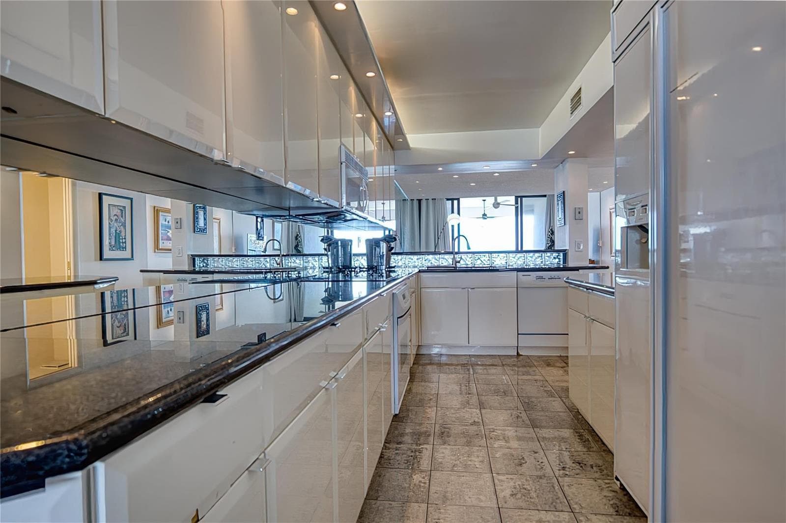 520 N Ocean Boulevard 13 photo 5