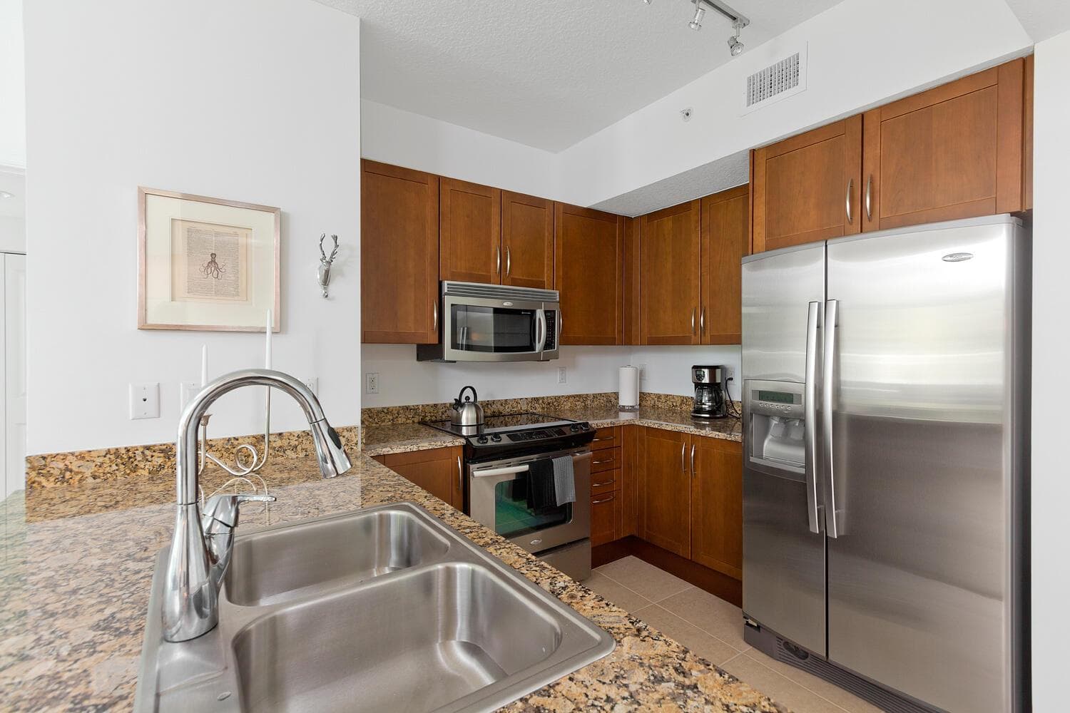 450 N Federal Highway 609 photo 13