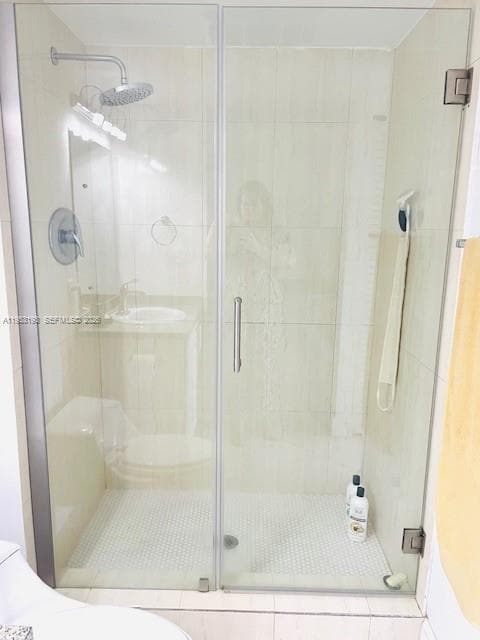 3675 N Country Club Dr 708 photo 9