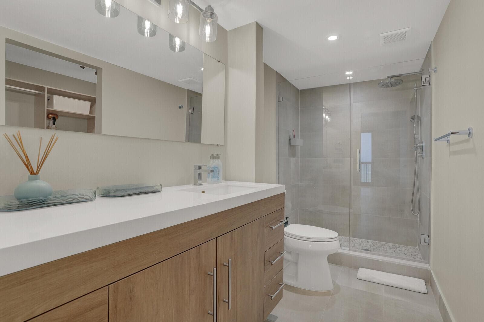 1361 S Ocean Boulevard Phb9 photo 24
