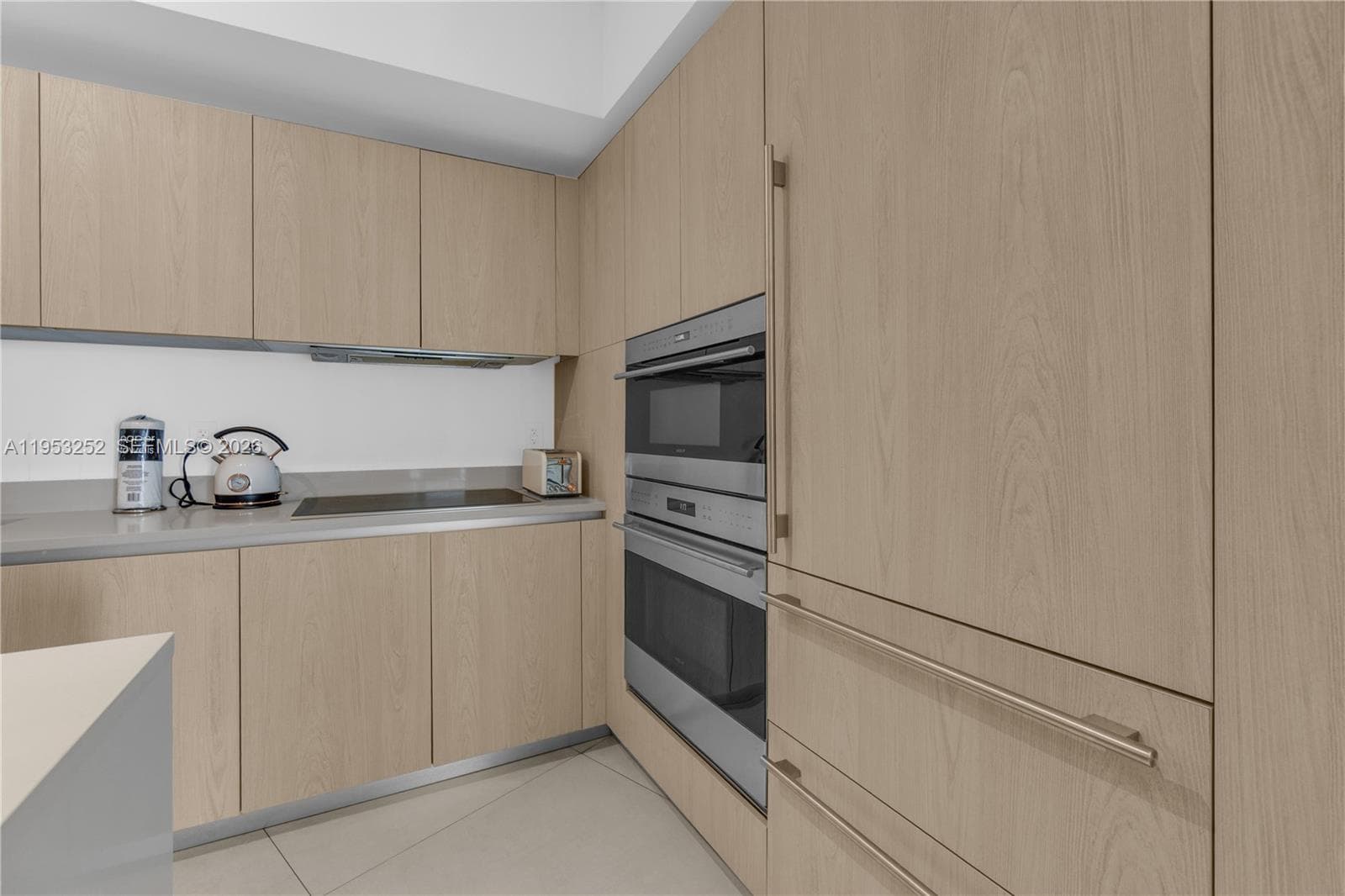4111 S Ocean Dr 1507 photo 7