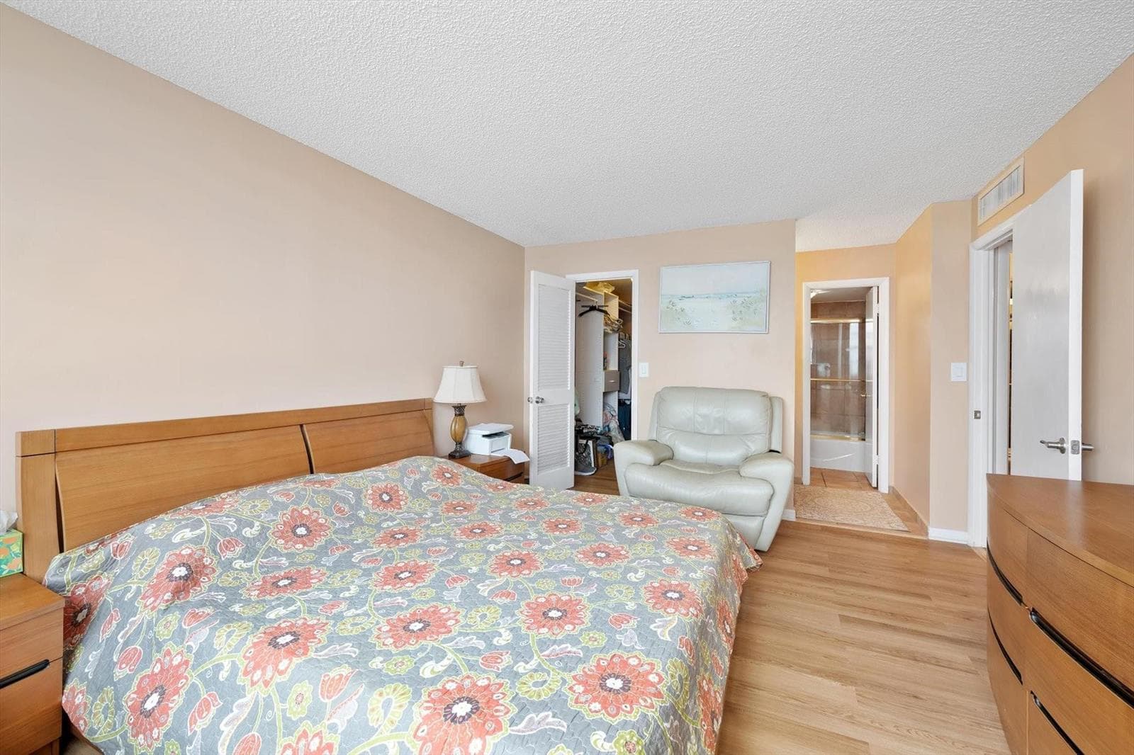 3161 S Ocean Drive 409 photo 12