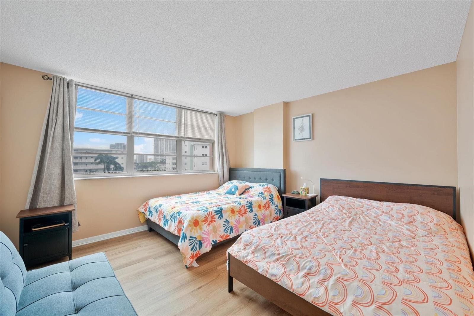 3161 S Ocean Drive 409 photo 14