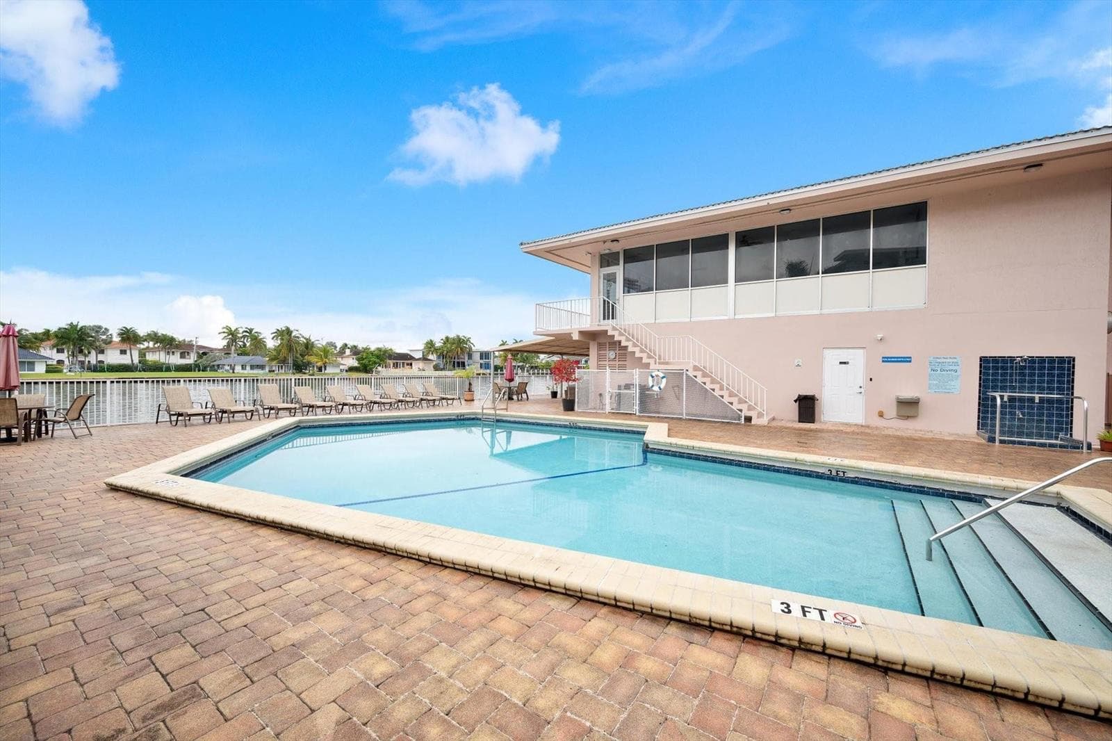 3161 S Ocean Drive 409 photo 19