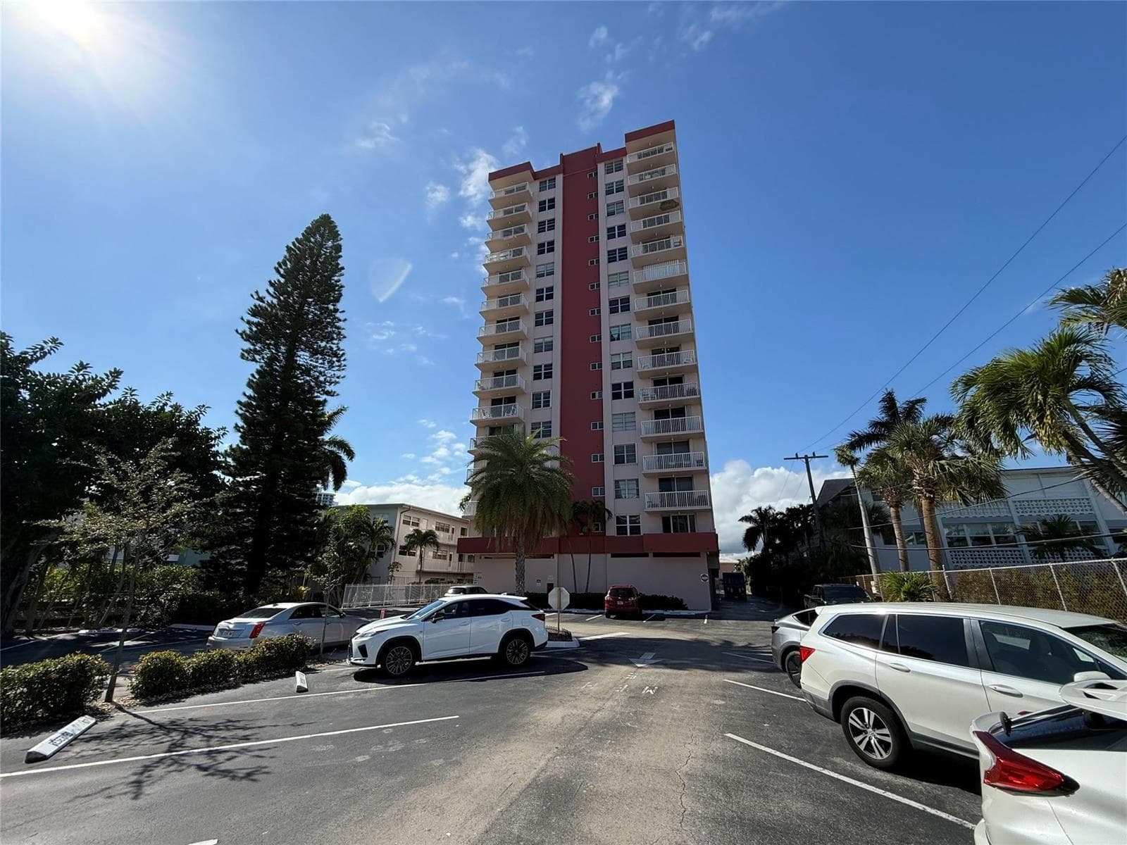 3161 S Ocean Drive 901 photo 4