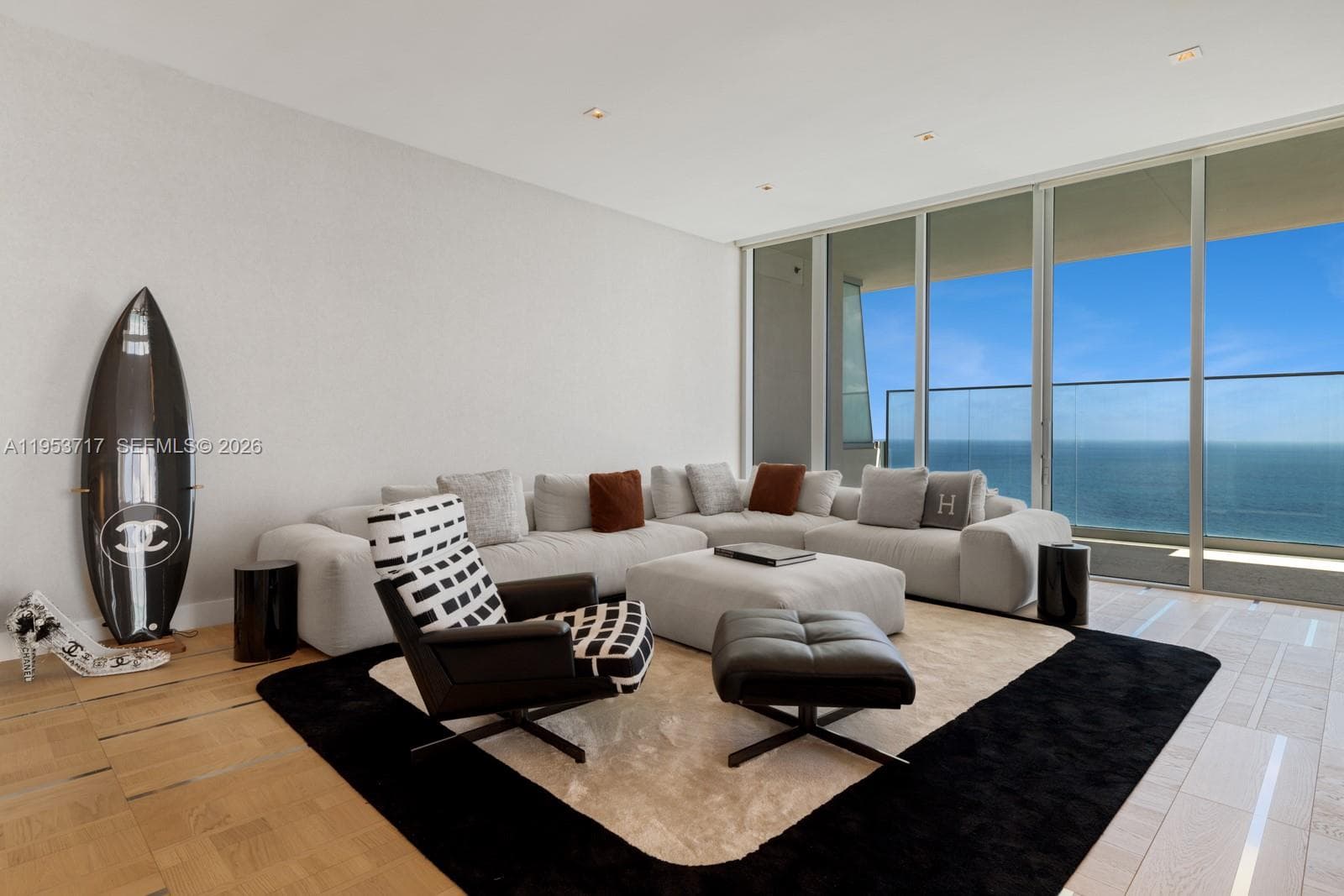 18501 Collins Ave 3704 photo 12