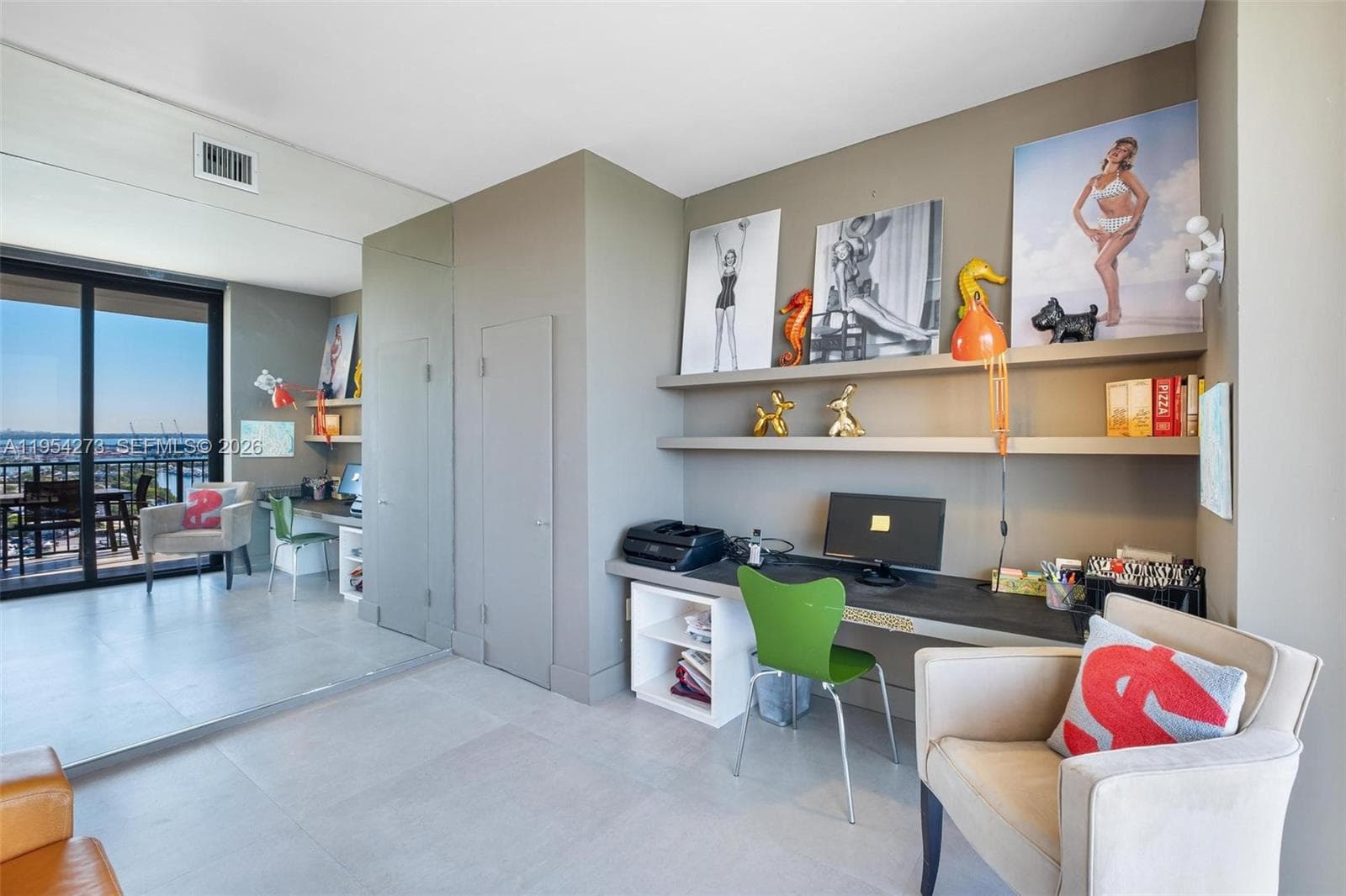 1000 Venetian Way 1501 photo 22